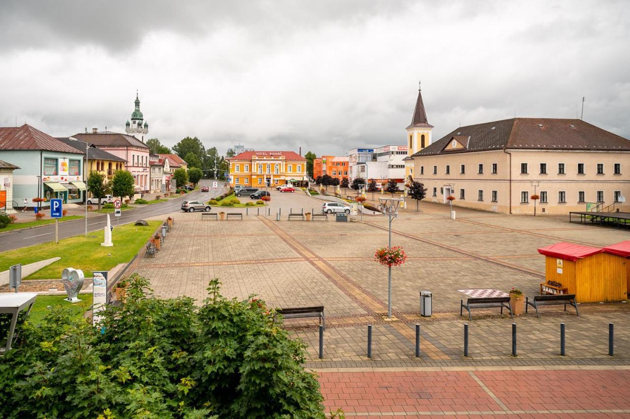 2- Izbovy Apartman Kajka V Penzion Trstená Buitenkant foto
