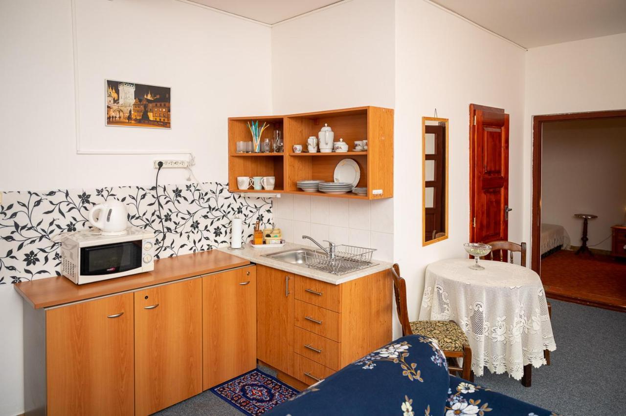 2- Izbovy Apartman Kajka V Penzion Trstená Buitenkant foto